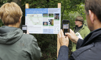 onthulling bord klimaatbos 31-08-2023 (19).JPG