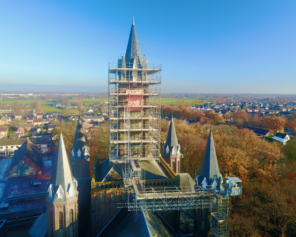 StWillebrord_kerk.jpeg