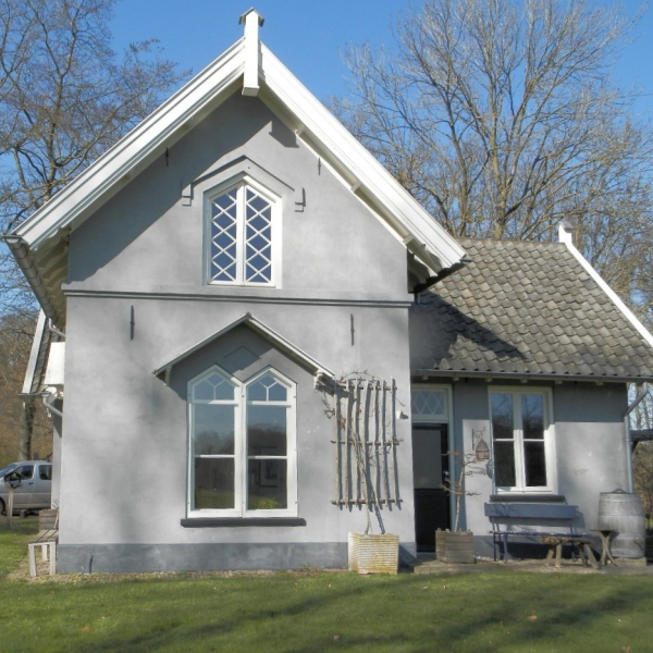 Jachtopzienerswoning, Leuvenheim