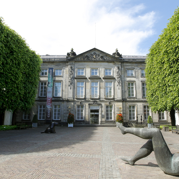 nr.br.museum 001.jpg