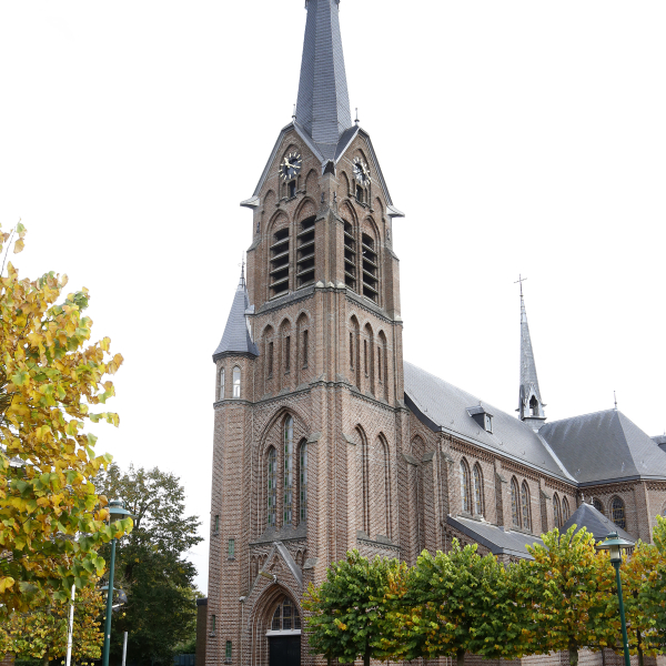 Joachimkerk de Moer 02.jpg